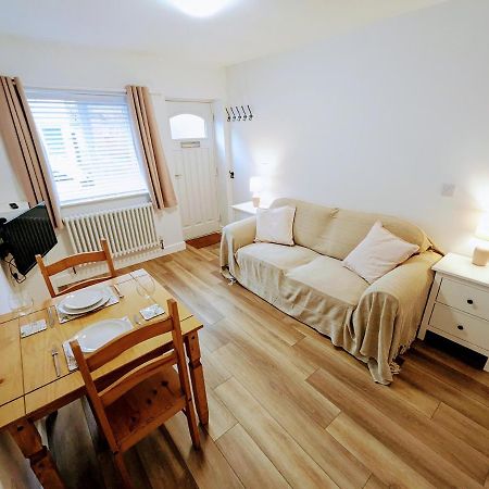 Blossom Holiday Lets - 94 Roseberry Cottages Guisborough Dış mekan fotoğraf