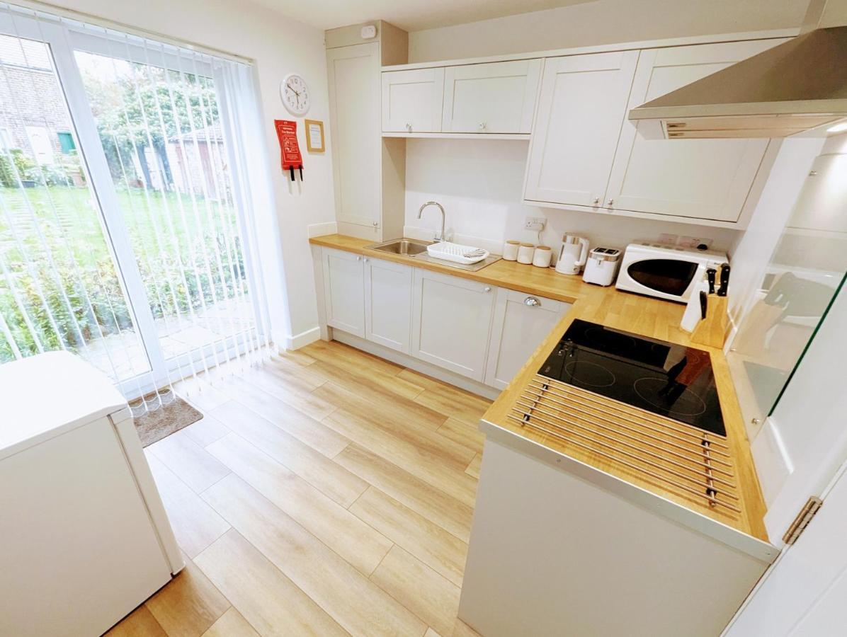 Blossom Holiday Lets - 94 Roseberry Cottages Guisborough Dış mekan fotoğraf